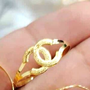 18k Saudi Gold Ring Size 9 Real Gold Pawnable Lightweight